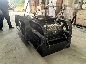 2pgc600*750雙齒輥麻豆中文字幕网站發往湖南婁底破碎煤塊